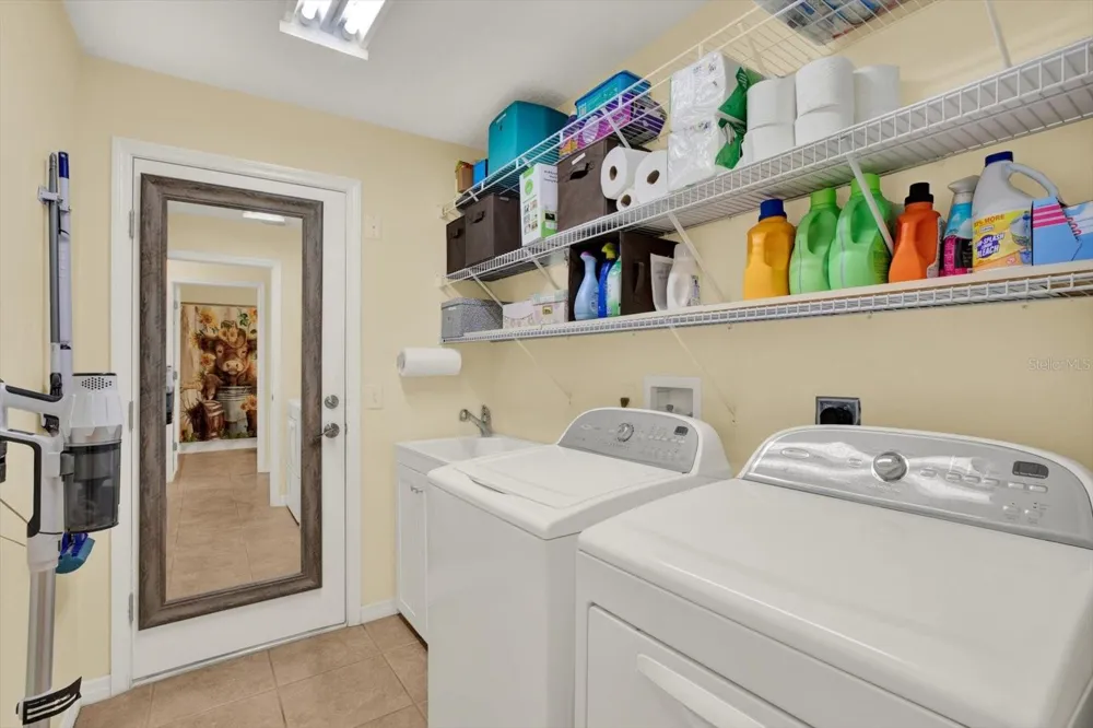 7123 48TH AVENUE E Palmetto, FL 34221