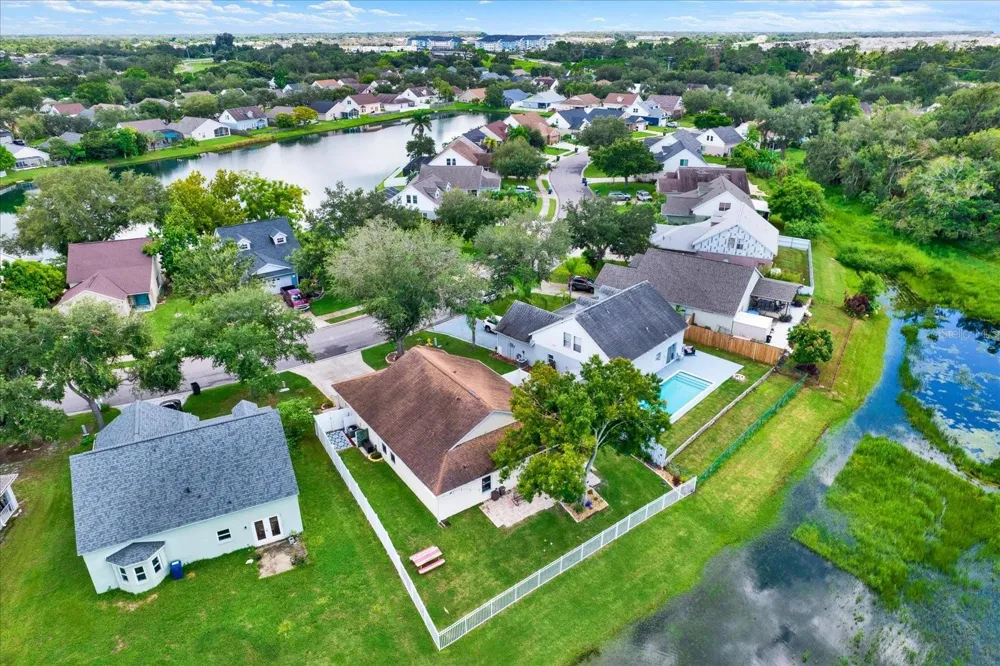 7123 48TH AVENUE E Palmetto, FL 34221