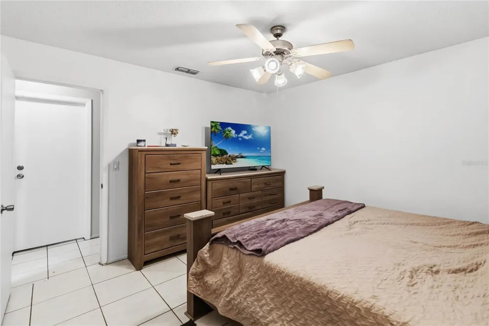 2948 COLORADO AVENUE Orlando, FL 32826