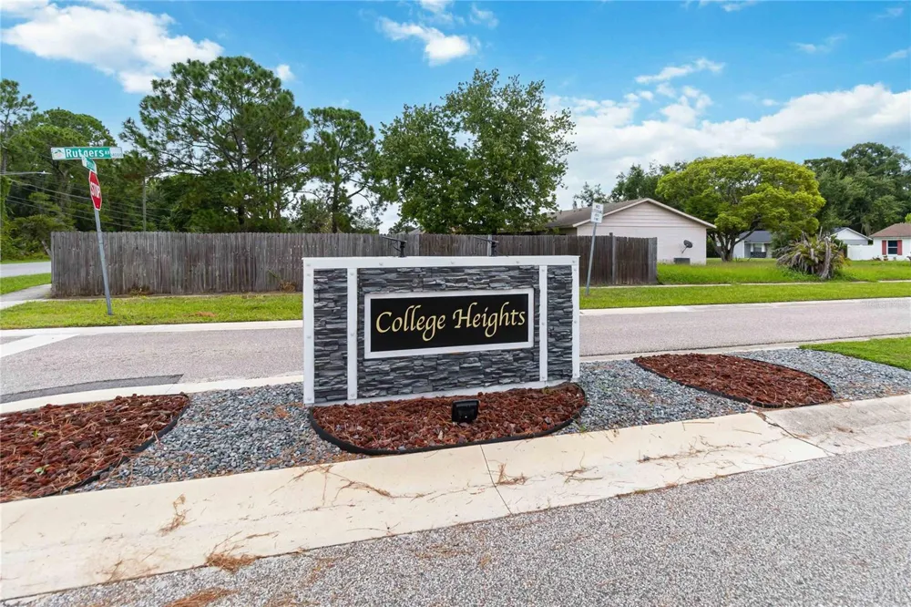 2948 COLORADO AVENUE Orlando, FL 32826