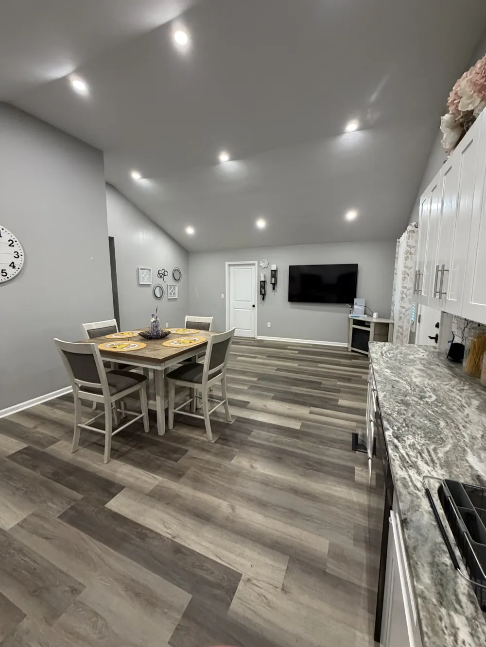 111 Lynn Dr Hendersonville, TN 37075