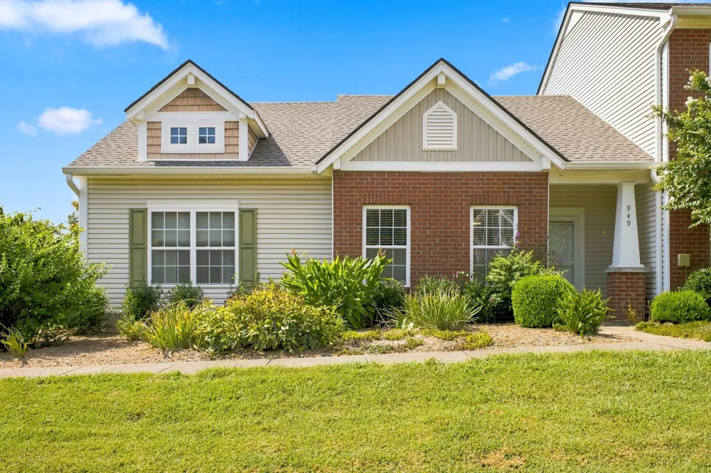 949 Seven Oaks Blvd Smyrna, TN 37167