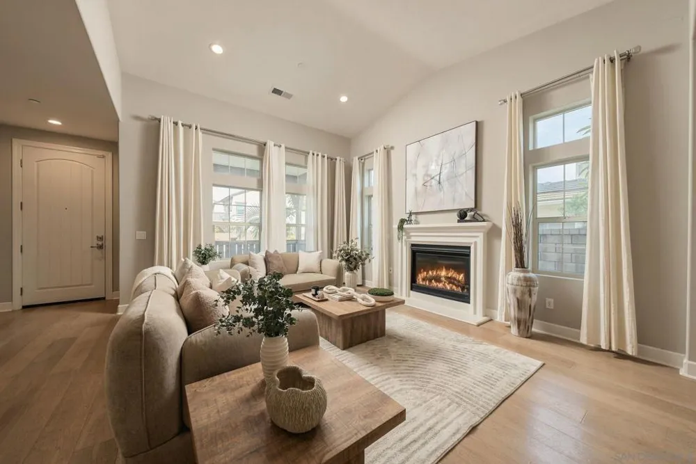 13656 Clover Hill Way San Diego, CA 92130