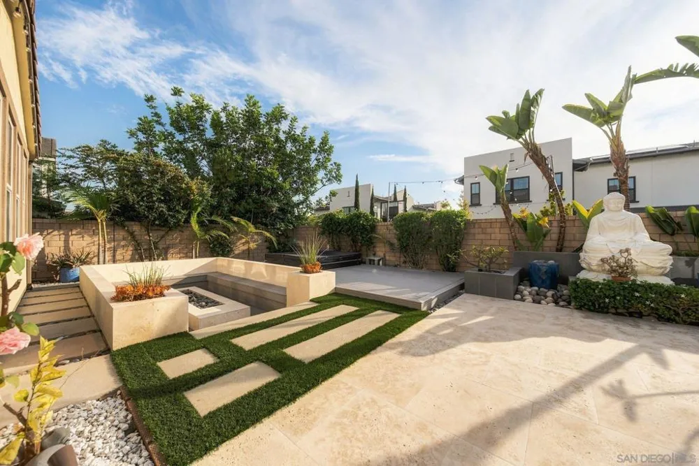 13656 Clover Hill Way San Diego, CA 92130