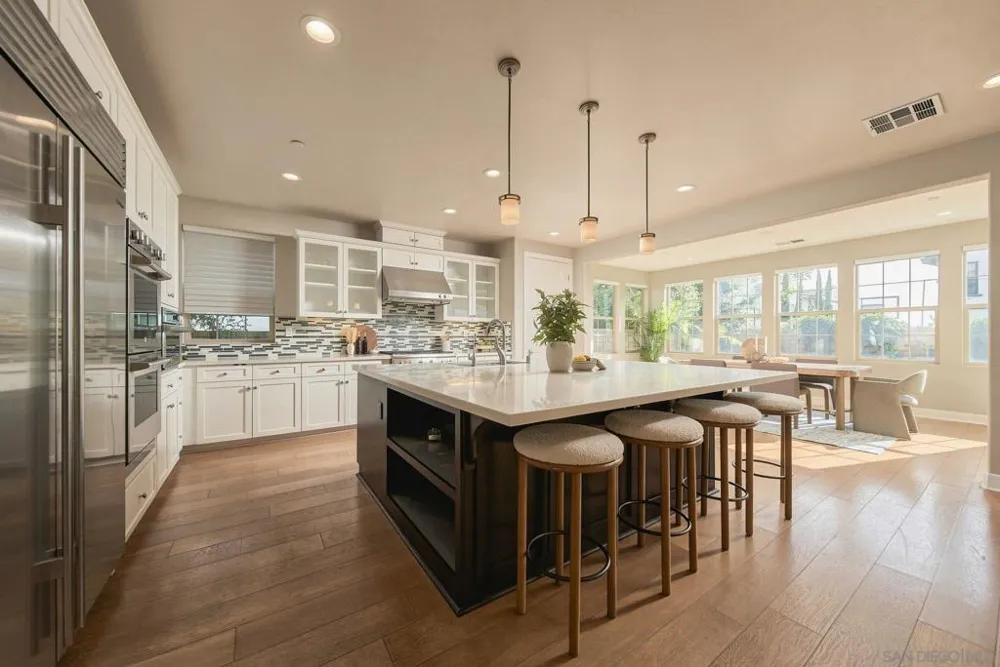 13656 Clover Hill Way San Diego, CA 92130