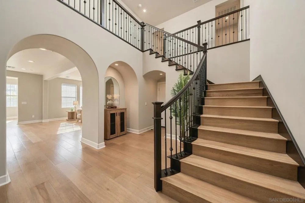 13656 Clover Hill Way San Diego, CA 92130