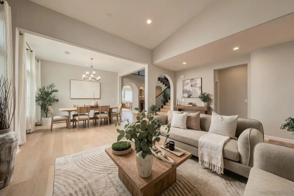 13656 Clover Hill Way San Diego, CA 92130