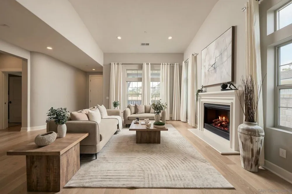 13656 Clover Hill Way San Diego, CA 92130
