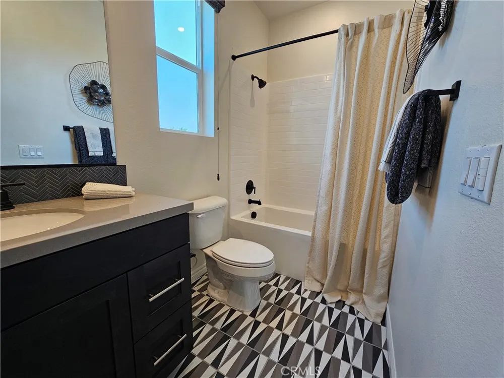 3748 Verdana Circle La Verne, CA 91750