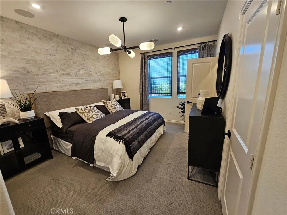 3748 Verdana Circle La Verne, CA 91750