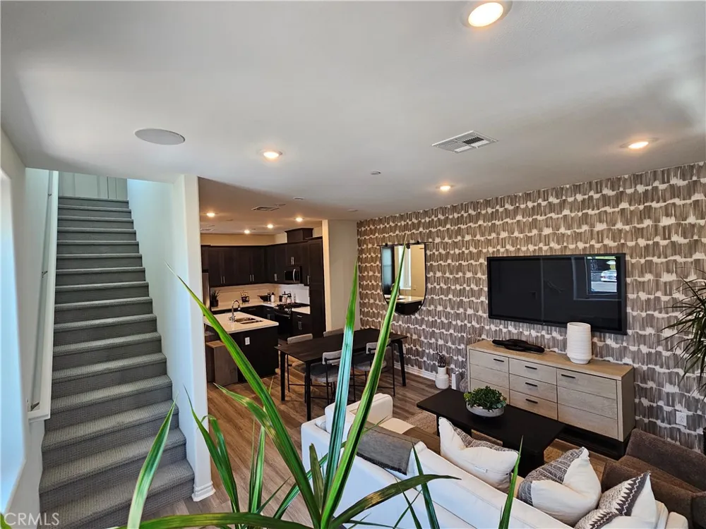 3748 Verdana Circle La Verne, CA 91750