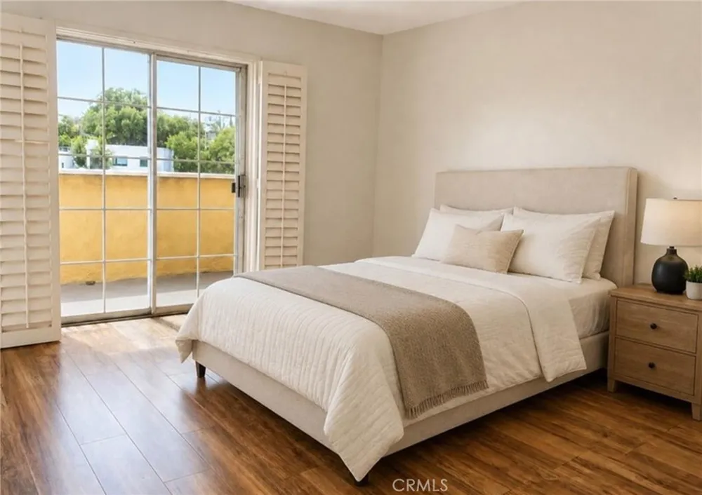 3863 Cazador Los Angeles, CA 90065