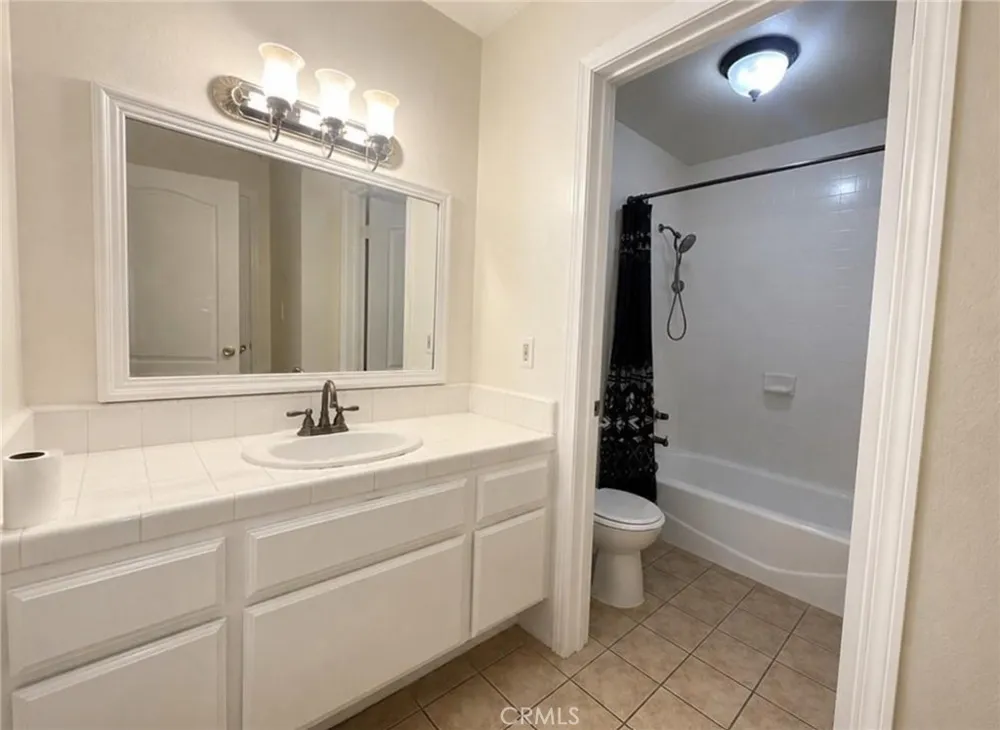 3863 Cazador Los Angeles, CA 90065