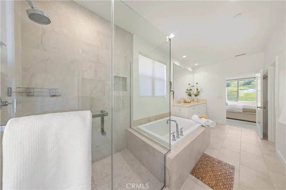 134 Spotted Quail Irvine, CA 92618