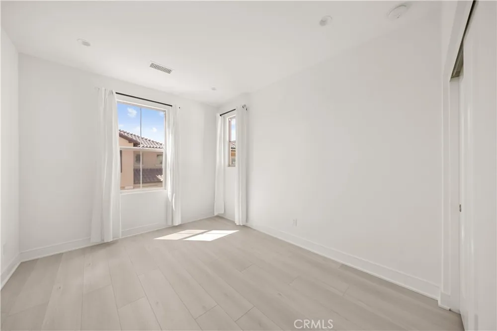 134 Spotted Quail Irvine, CA 92618