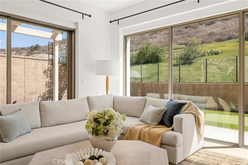 134 Spotted Quail Irvine, CA 92618