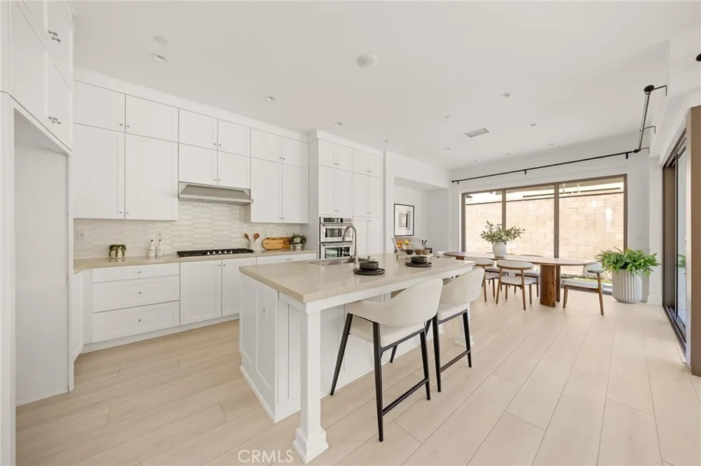 134 Spotted Quail Irvine, CA 92618