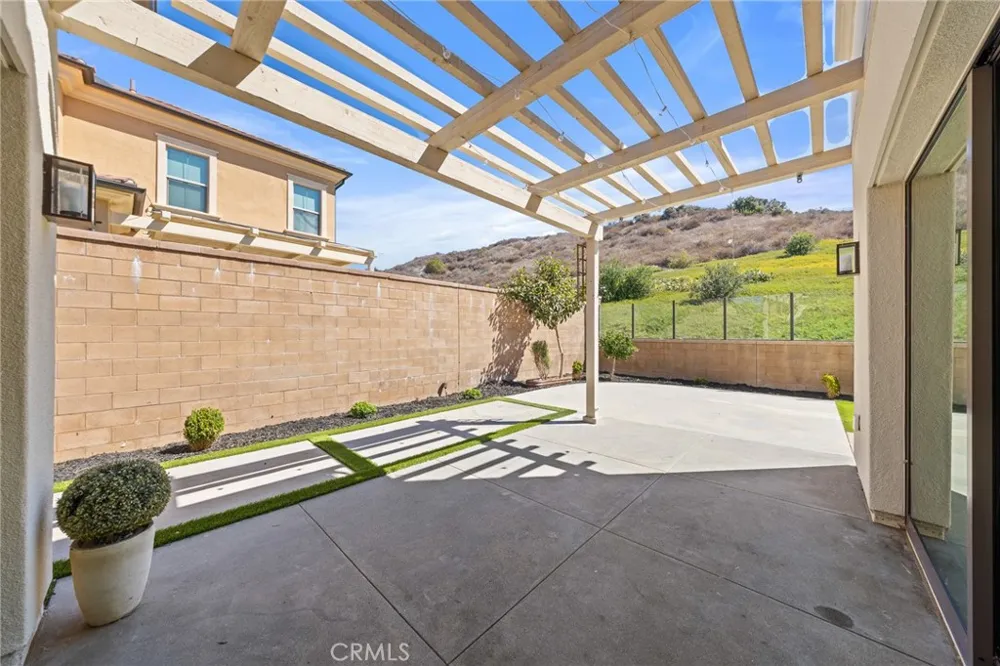 134 Spotted Quail Irvine, CA 92618