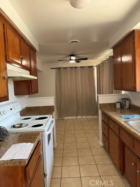41599 Marine Hemet, CA 92544