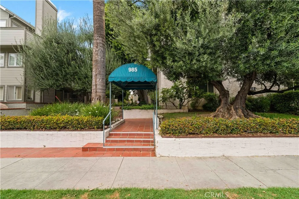 985 E California Boulevard Pasadena, CA 91106