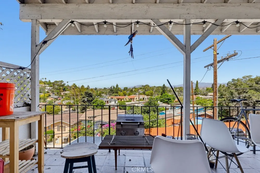 5020 Aldama Street Los Angeles, CA 90042