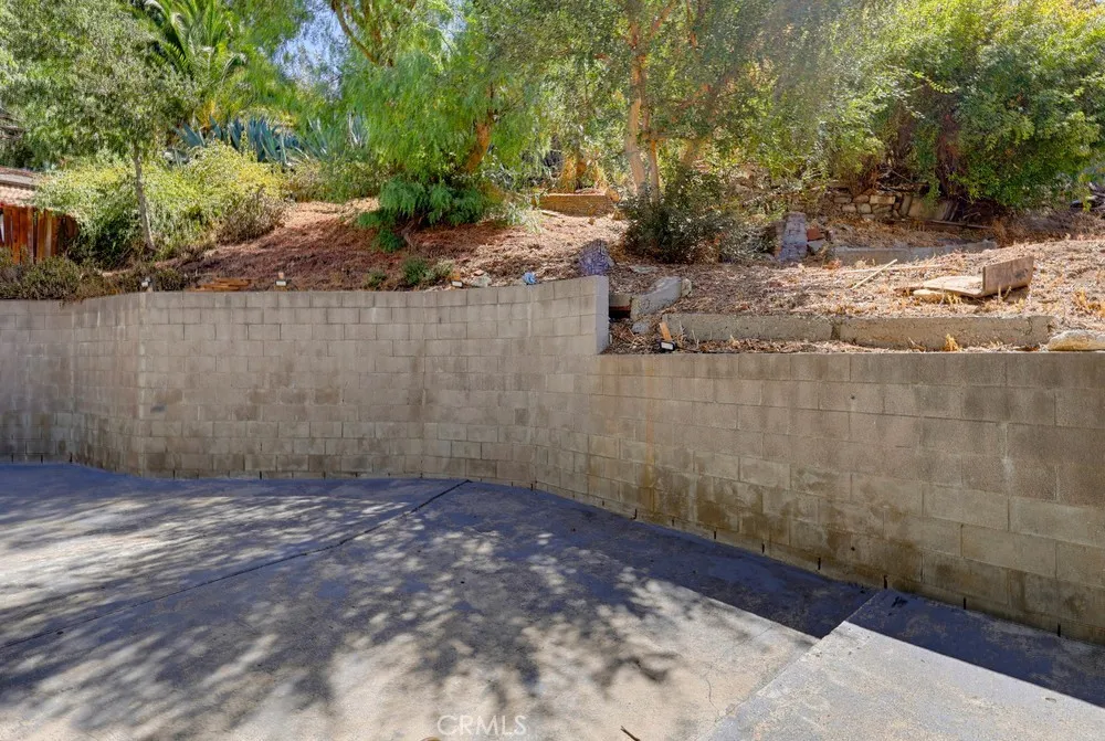 5020 Aldama Street Los Angeles, CA 90042