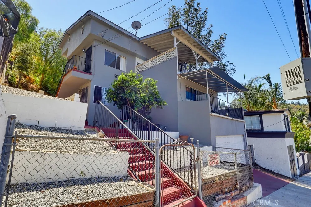 5020 Aldama Street Los Angeles, CA 90042