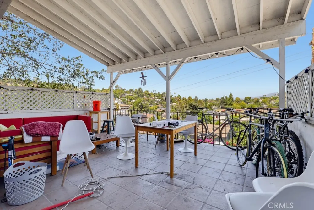5020 Aldama Street Los Angeles, CA 90042
