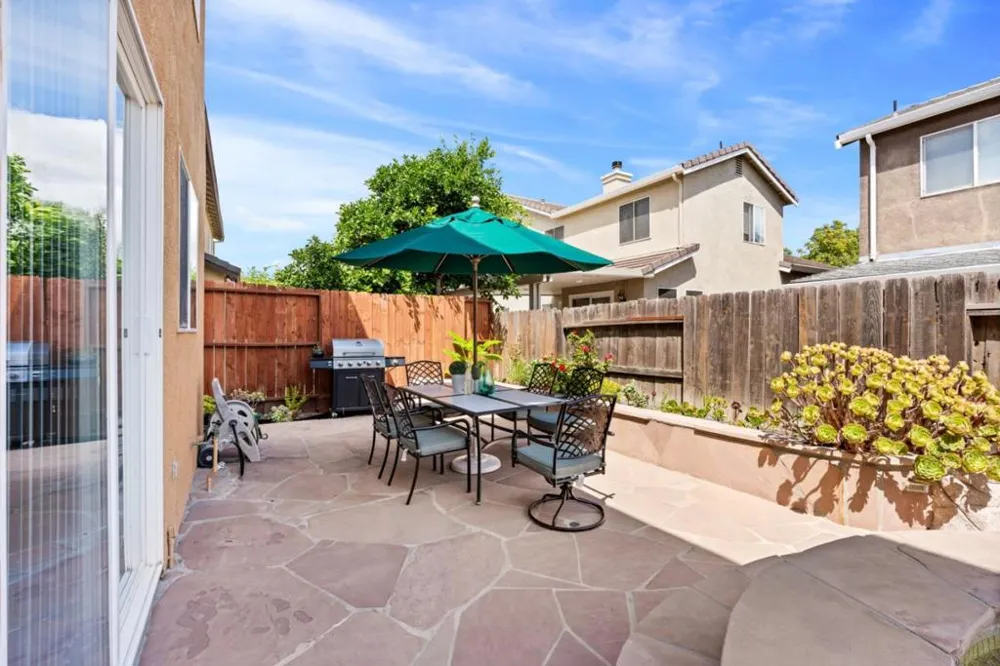 2943 Rugby Court Tracy, CA 95377
