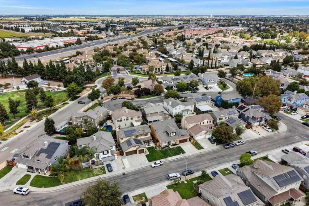 2943 Rugby Court Tracy, CA 95377