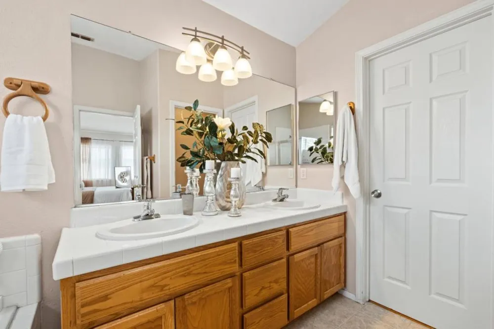 2943 Rugby Court Tracy, CA 95377