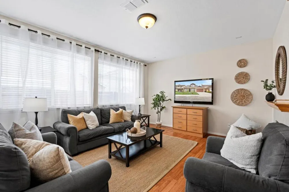 2943 Rugby Court Tracy, CA 95377