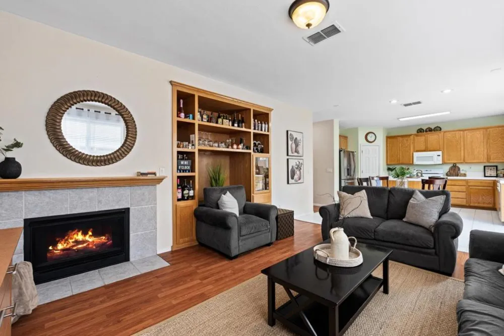 2943 Rugby Court Tracy, CA 95377
