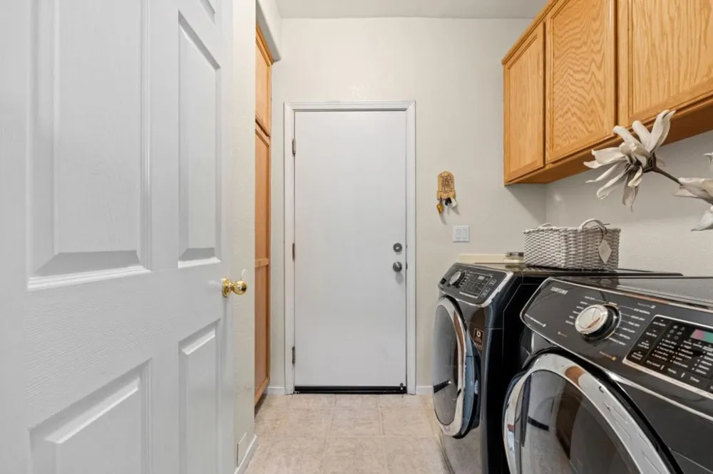 2943 Rugby Court Tracy, CA 95377