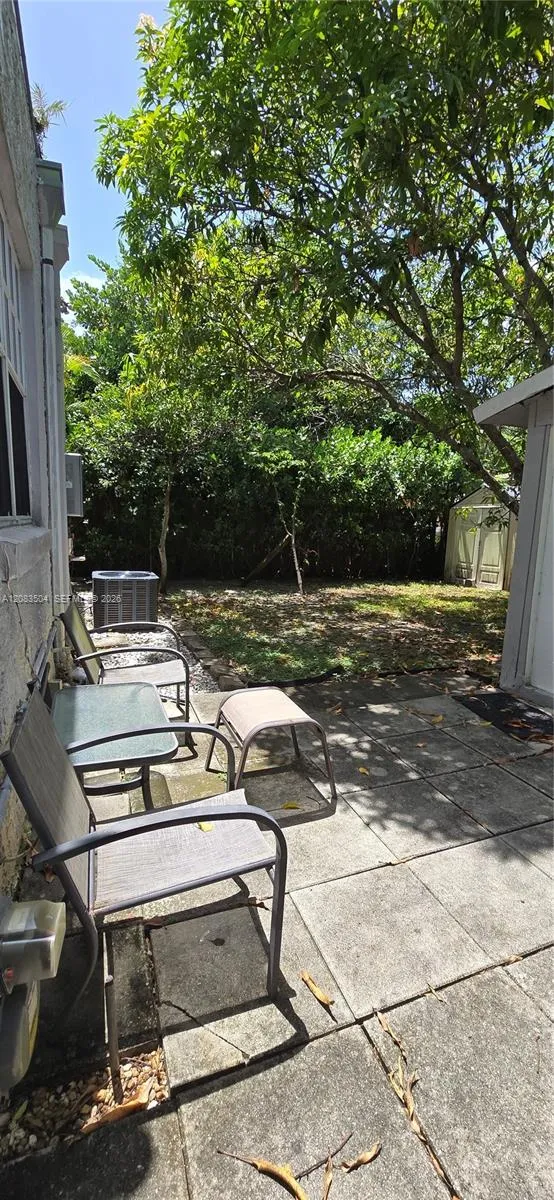 455 NE 131st St North Miami, FL 33161