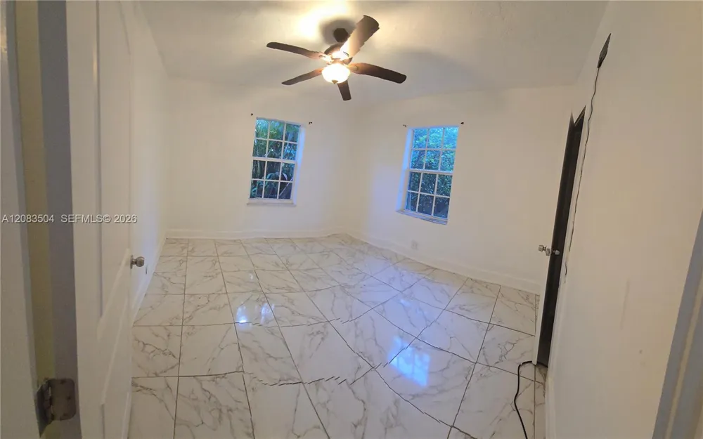 455 NE 131st St North Miami, FL 33161
