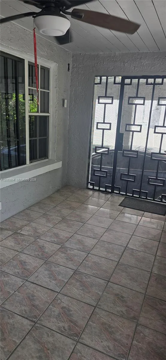455 NE 131st St North Miami, FL 33161