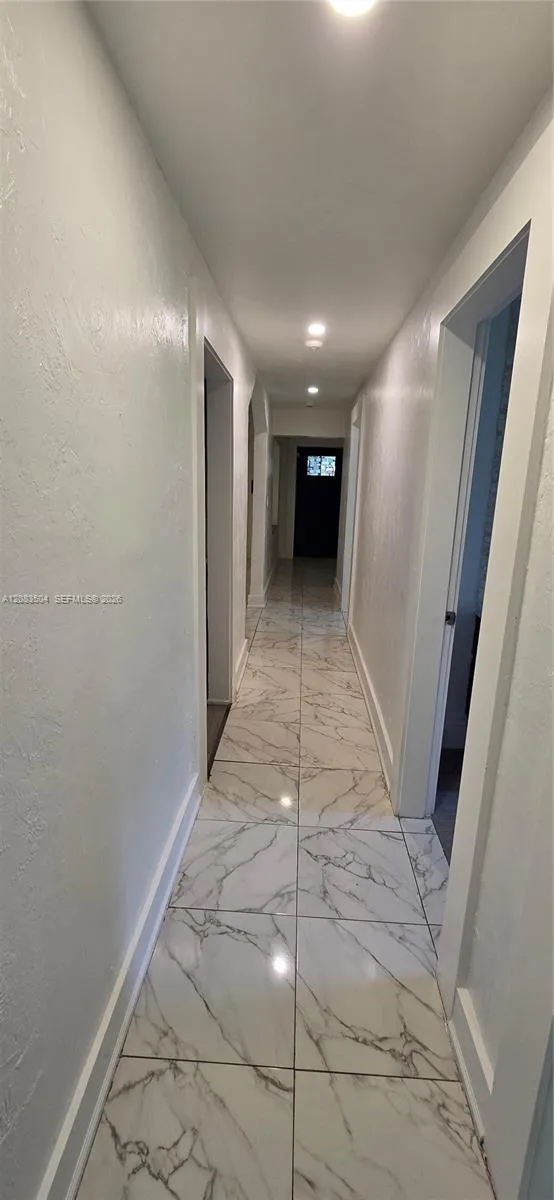 455 NE 131st St North Miami, FL 33161
