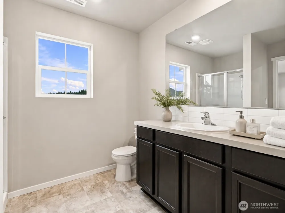 10675 186th Street Ct E Puyallup, WA 98374