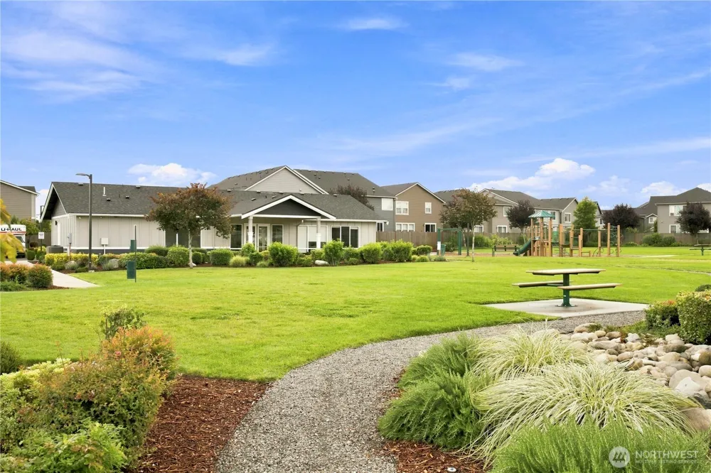 10675 186th Street Ct E Puyallup, WA 98374