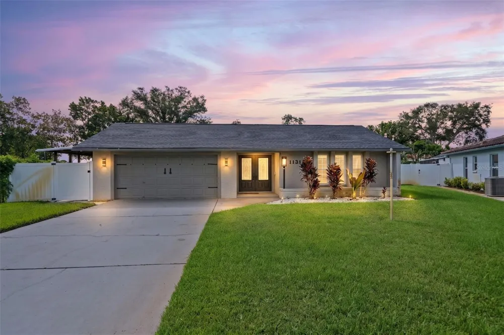 11312 ROBERT DR. Seminole, FL 33778