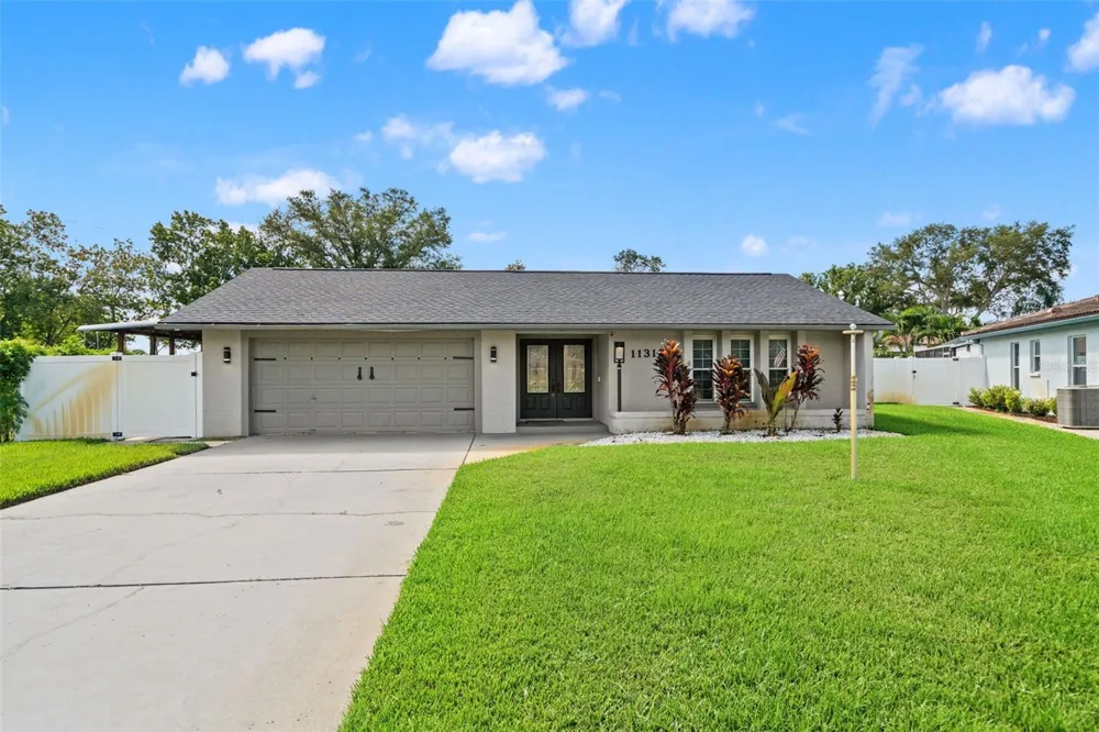 11312 ROBERT DR. Seminole, FL 33778