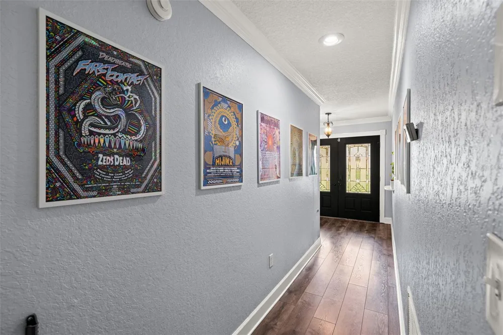 11312 ROBERT DR. Seminole, FL 33778