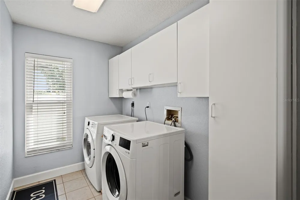 11312 ROBERT DR. Seminole, FL 33778