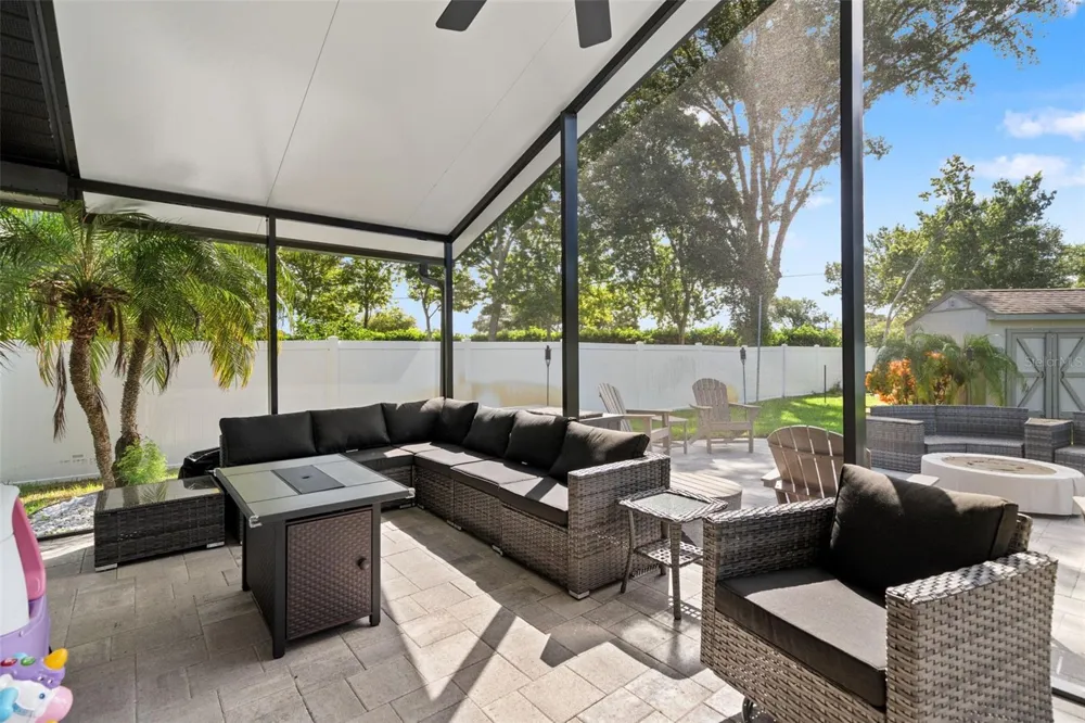 11312 ROBERT DR. Seminole, FL 33778