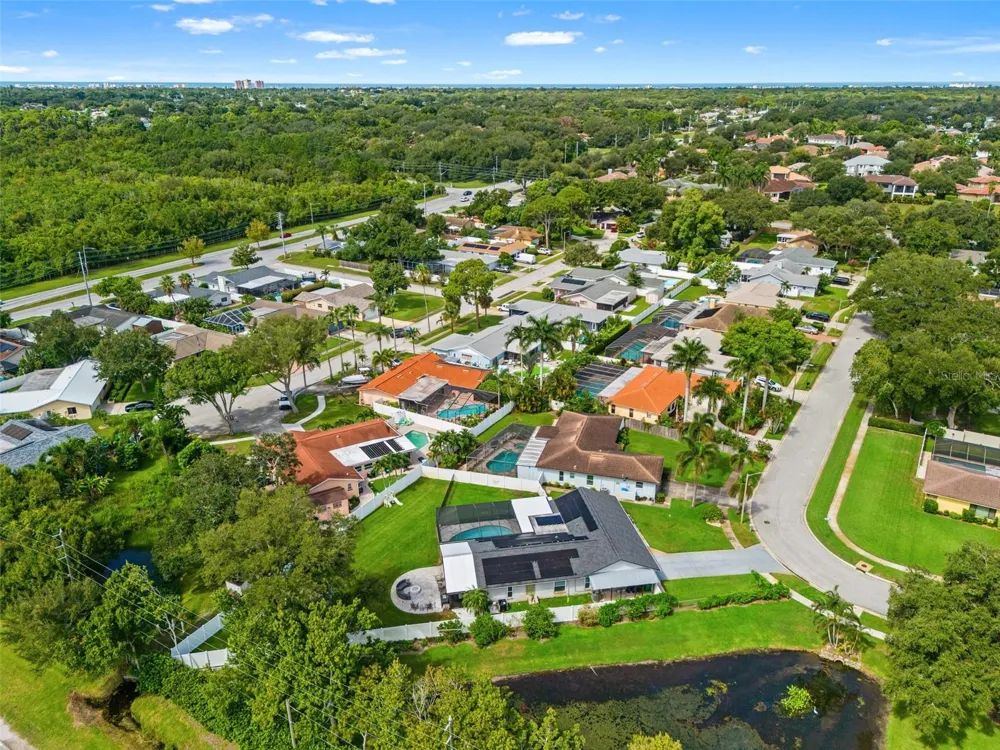 11312 ROBERT DR. Seminole, FL 33778