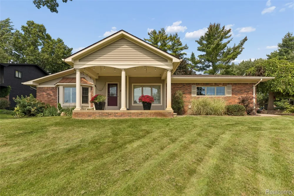 7510 Greene Haven Drive Independence Charter Township, MI 48348