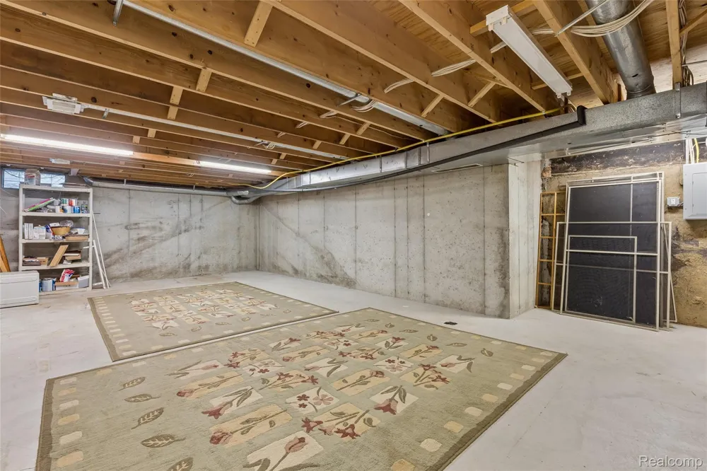 7510 Greene Haven Drive Independence Charter Township, MI 48348