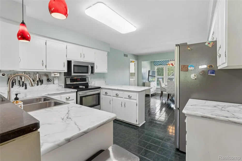 7510 Greene Haven Drive Independence Charter Township, MI 48348