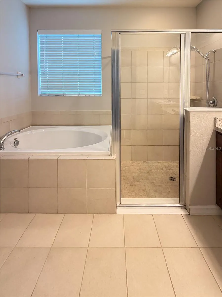 5022 SUNCATCHER DRIVE Wesley Chapel, FL 33545
